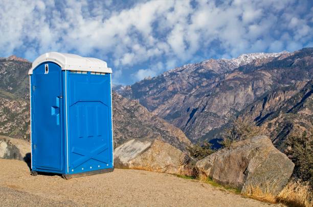 Porta potty delivery and setup in Byhalia, MS